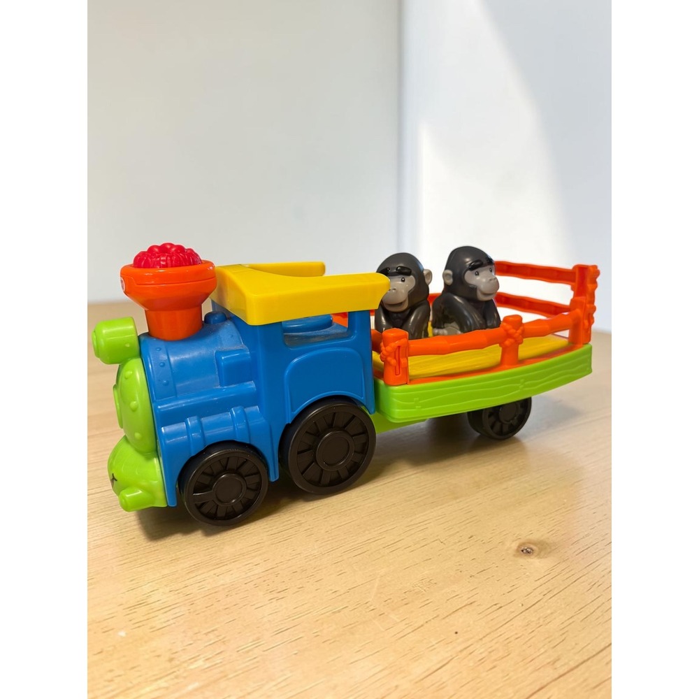 Fisher-Price Little People Choo-Choo Zoo Train 2 Gorillas sound works!